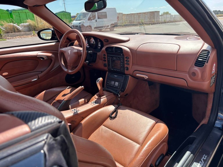 Porsche 911 996 Carrera cabriolet BVM6