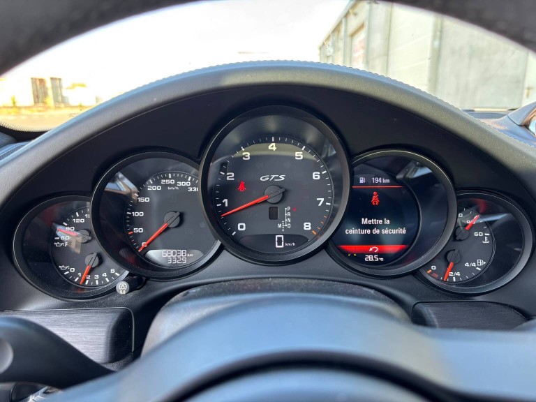 Porsche 911 991.2 Carrera 4 GTS coupé