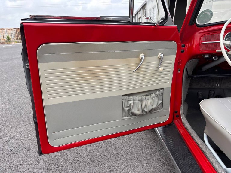 Volkswagen Coccinelle cabriolet