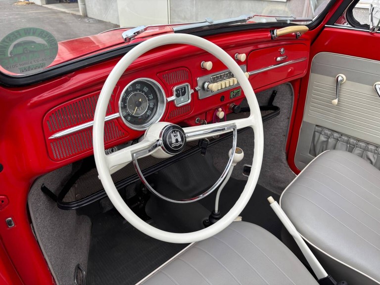 Volkswagen Coccinelle cabriolet