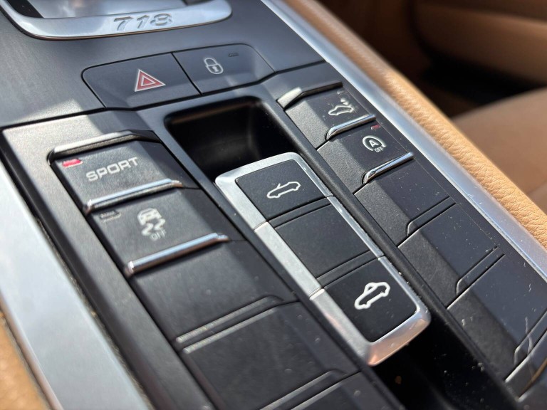 Porsche Boxster 718 PDK