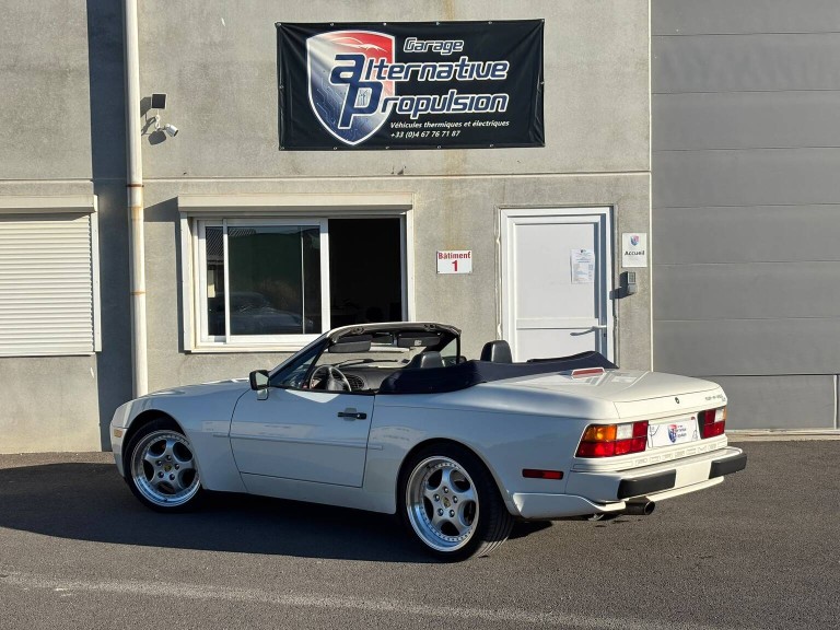Porsche 944 S2 Cabriolet BVM