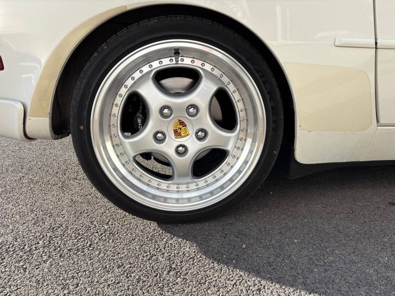 Porsche 944 S2 Cabriolet BVM