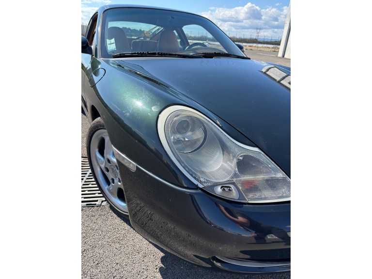 Porsche 996 Carrera 4 Millenium