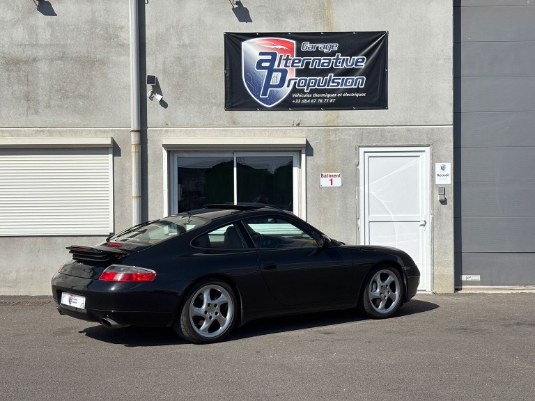 Porsche 996 Carrera 4 Millenium