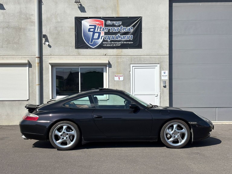 Porsche 996 Carrera 4 Millenium