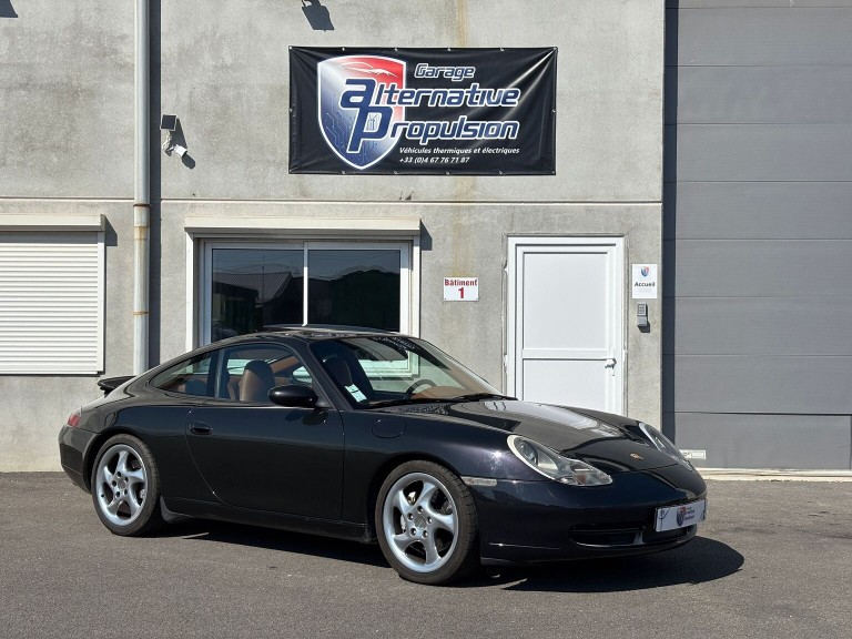 Porsche 996 Carrera 4 Millenium