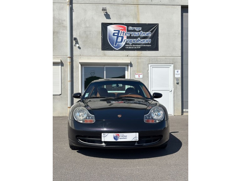 Porsche 996 Carrera 4 Millenium