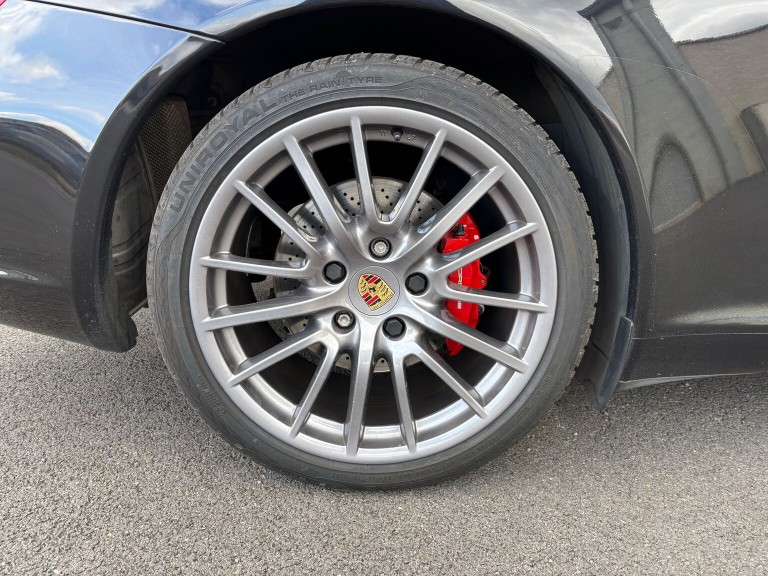 Porsche 997.1 Carrera S Coupé de 2008 flat 6  3,8l 355cv