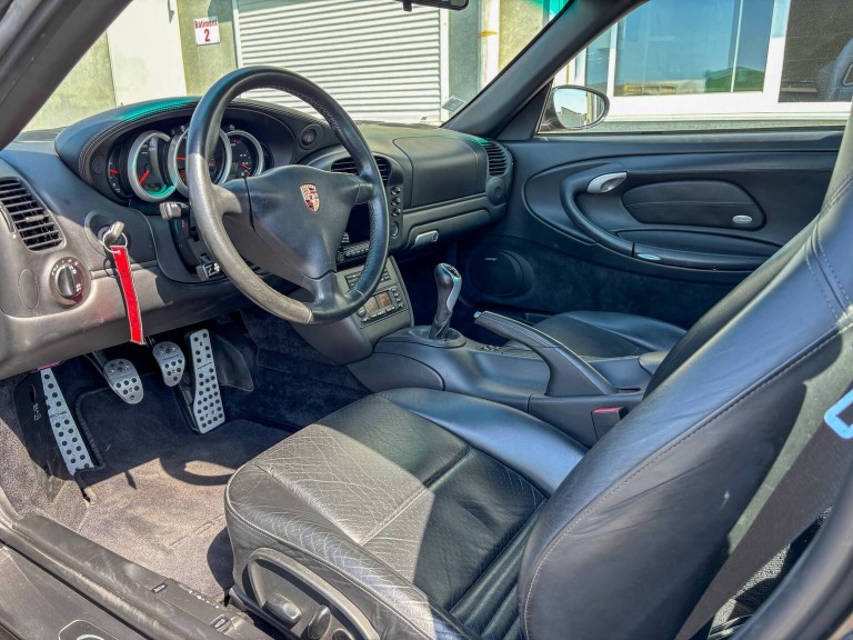 Porsche 911 996 phase2 Carrera 4S de 2006 3,6L 320cv