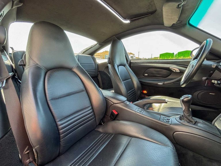 Porsche 911 996 phase2 Carrera 4S de 2006 3,6L 320cv